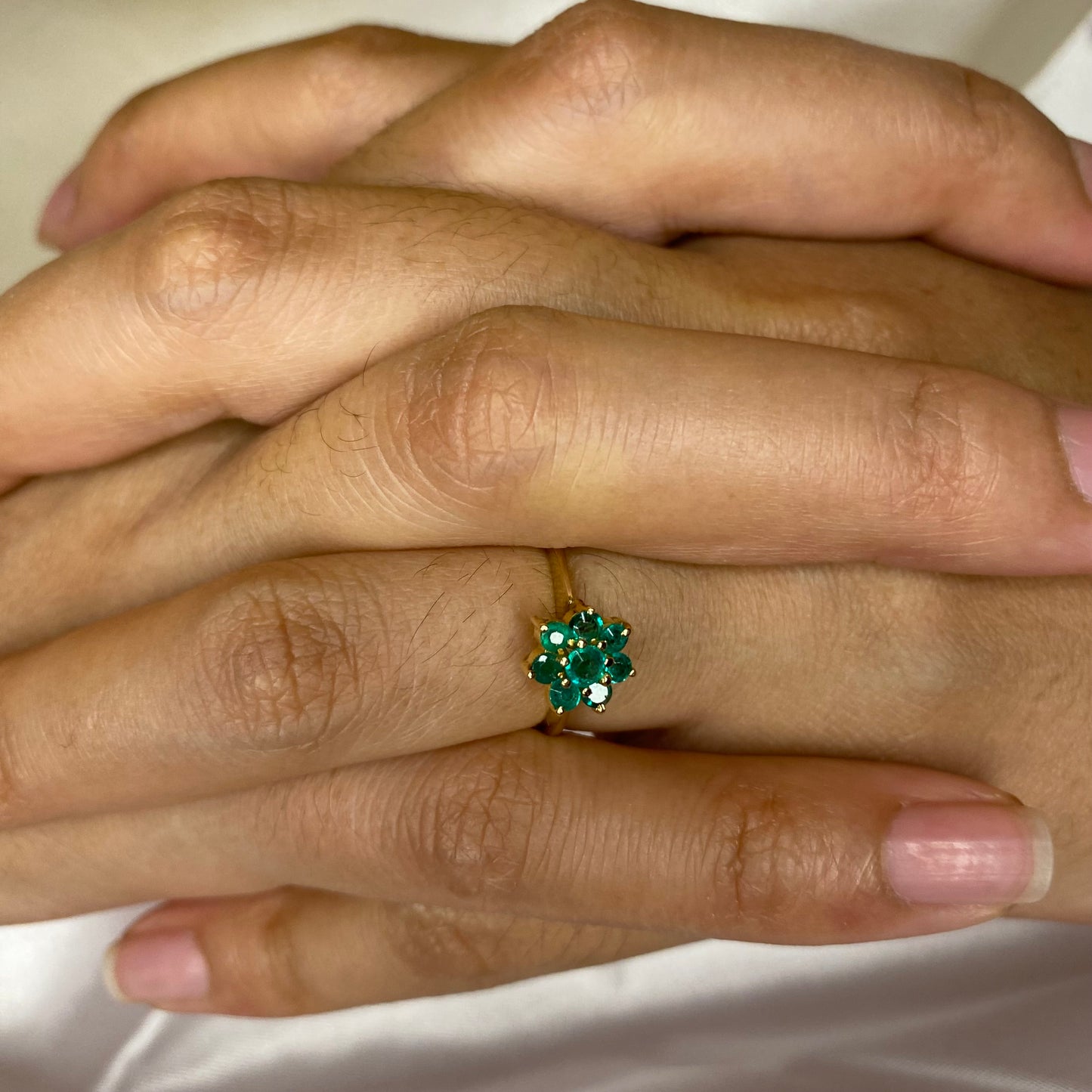 Emerald cluster ring